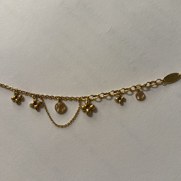 Louis Vuitton Blossom Gold Bracelet - Picture 2 of 3